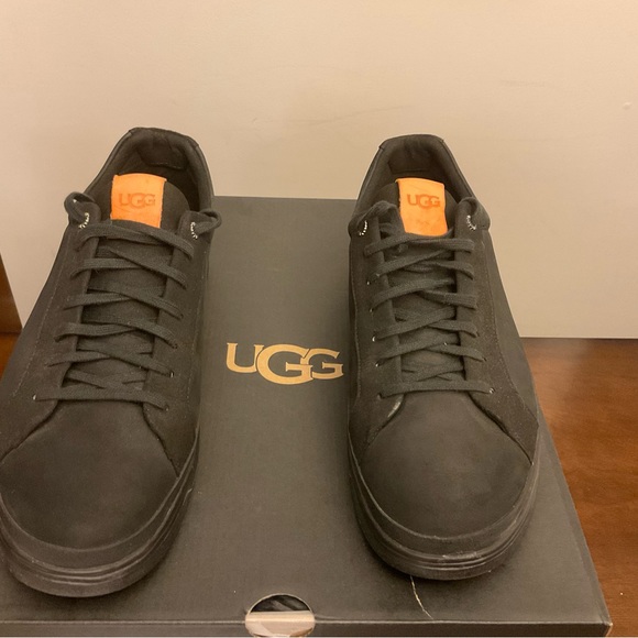 UGG sneakers - Picture 2 of 4